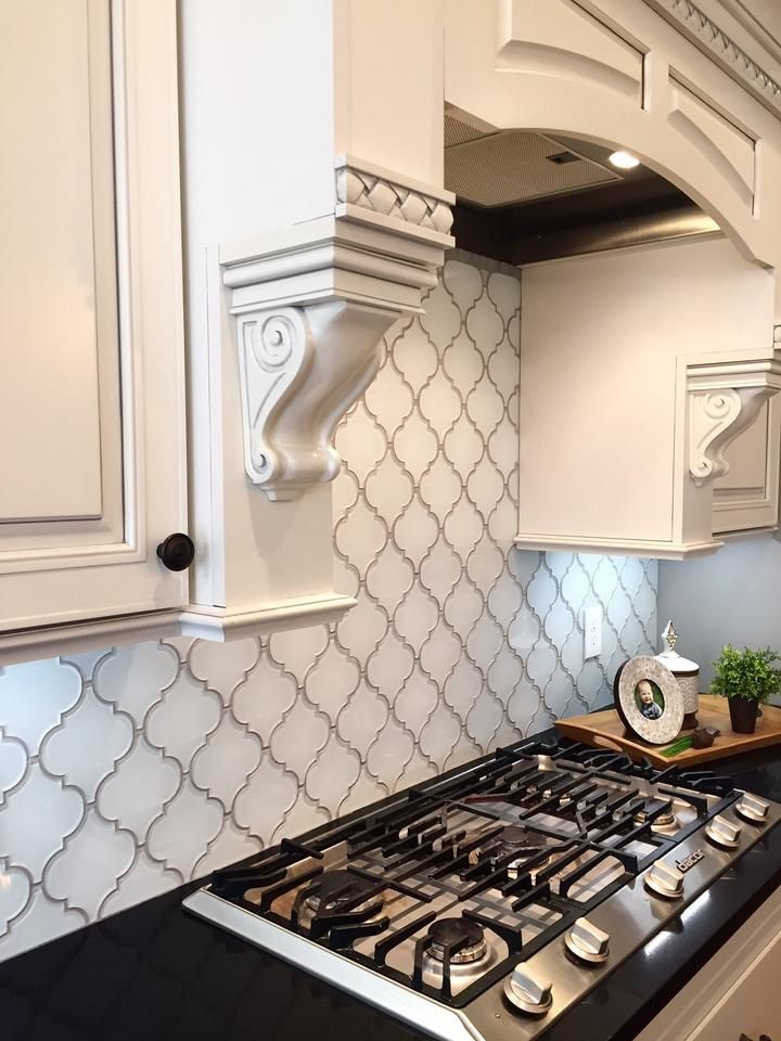 backsplash, geometric shape